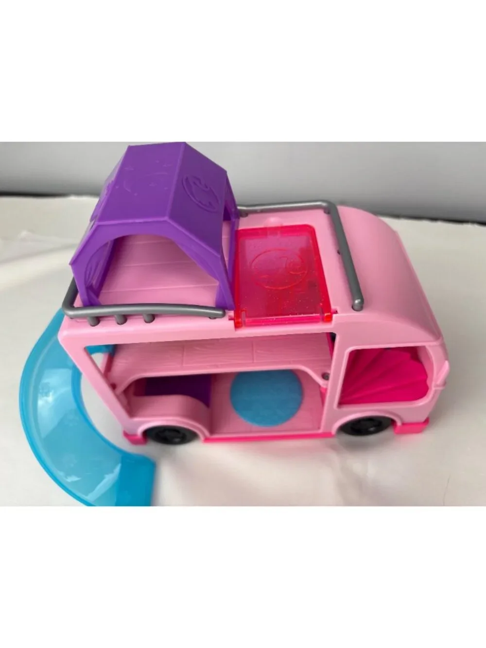 Barbie Pet Camper Playset w/ Accessories Figures Pink Slide Grill Pup Fun